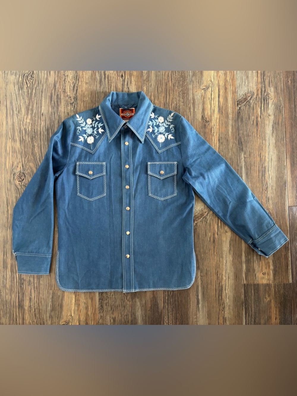 Vtg 70s Pioneer Wear L/S Western Button-Up Denim Shirt Mens 38 Floral Embroidery